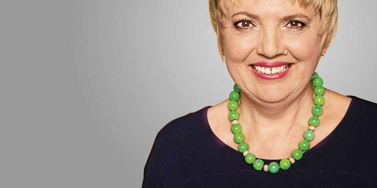 claudia roth die klimafrage findet im fussball nur am rande statt ballesterer derstandard at sport