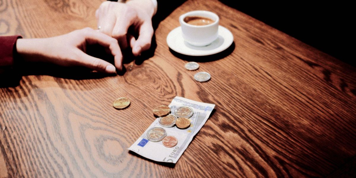 Wer Bargeld nutzt, verschafft Wirtschaft und Gesellschaft Vorteile – und sich selbst