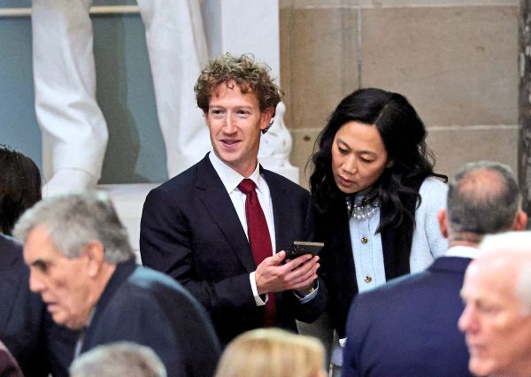 der-kreuzzug-gegen-die-illegale-privatschule-von-mark-zuckerberg