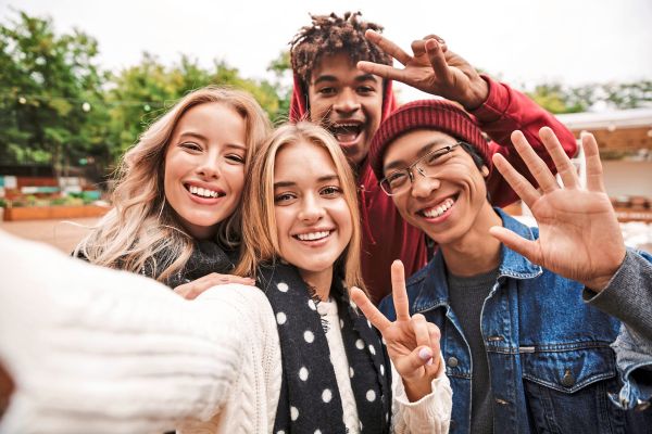 Wie-steht-ihr-zur-Verwendung-von-Denglisch-im-Alltag-