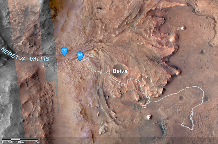 Karte zeigt Marsoverfläche mit Route des Rovers und mit blauen Icons, wo sich Drohne und Rover gerade befinden.