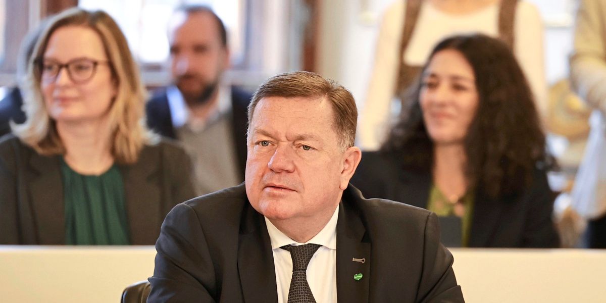 FPÖ and ÖVP accidentally voted against their own motion in Styria - | ...