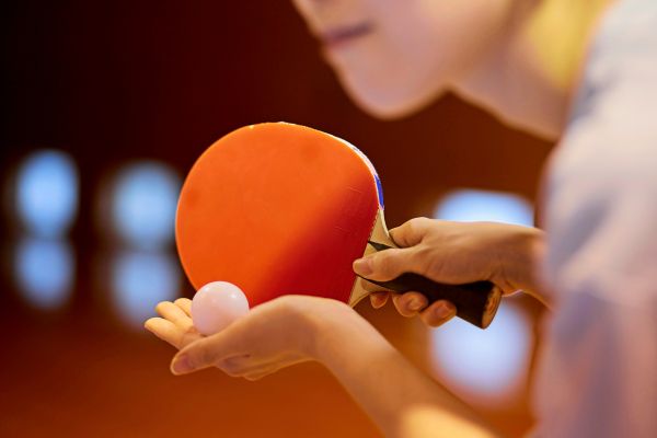 -Er-hat-sich-oft-zu-uns-ins-Bett-gelegt-Schwere-Vorw-rfe-gegen-Tischtennis-Jugendtrainer