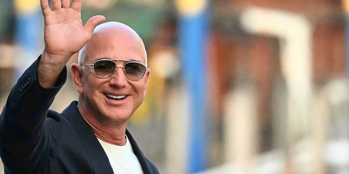 Investorengruppe mit Amazon-Gründer Bezos steigt beim FC Liverpool ein