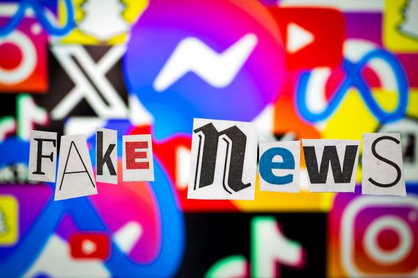 -Future-of-Fact-Checking-Mit-Storytelling-durchs-Info-Armageddon