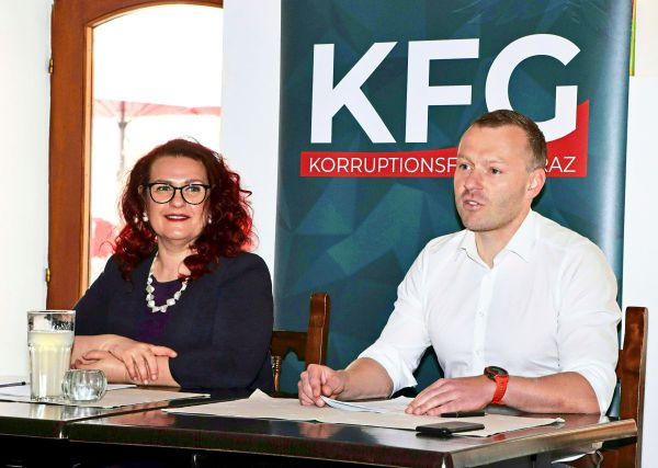 KFG-mit-Doppelspitze-und-Susanne-Winter-als-Kandidatin-bei-Graz-Wahl
