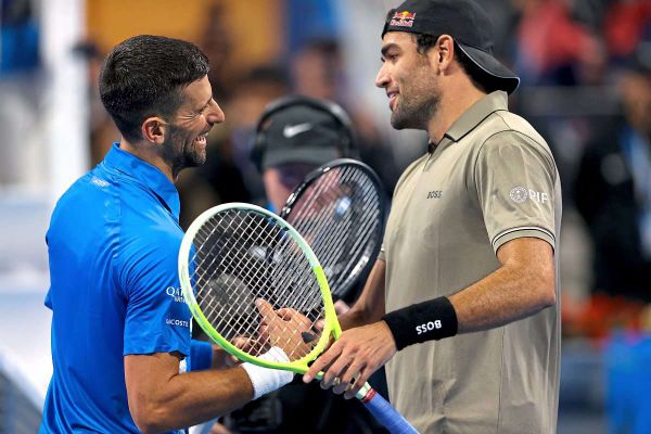 Djokovic-in-Doha-gleich-zum-Auftakt-gegen-Berrettini-ausgeschieden