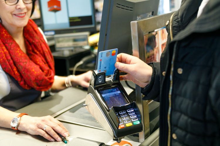 Mit Der Mastercard Geld Abheben