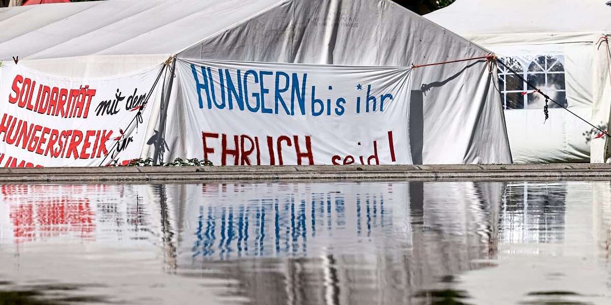 61-year-old broke off local weather starvation strike in Germany as a result of hazard to his life – Germany Chronicle