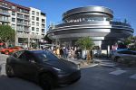 "Totales Chaos": Ärger bei Eröffnung von Teslas Diner