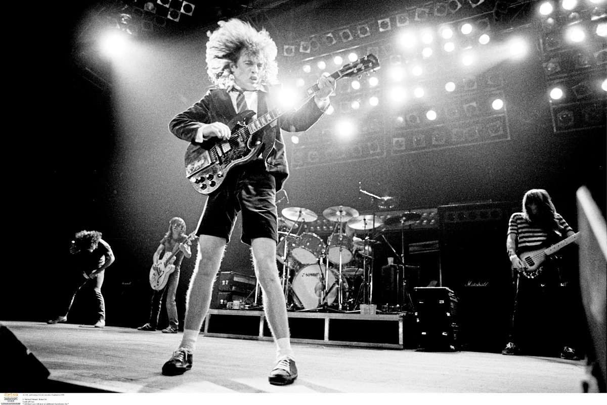 AC/DC: Wie man auf dem Weg in die Hölle Jugenderinnerungen umarmt ...