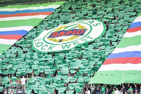 Rapid-festigt-mit-4-1-gegen-WSG-Tirol-die-Tabellenf-hrung
