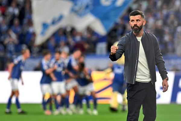 Miron-Muslic-feiert-bei-Schalke-04-mit-2-1-ber-Hertha-einen-Traumeinstand