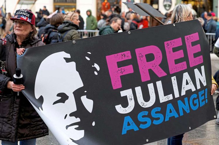 Unterstützer von Julian Assange im Februar in Wien.