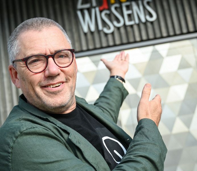 Zeitzeugen des Holocaust: Gedenken im Schauspiel an der Uni Linz