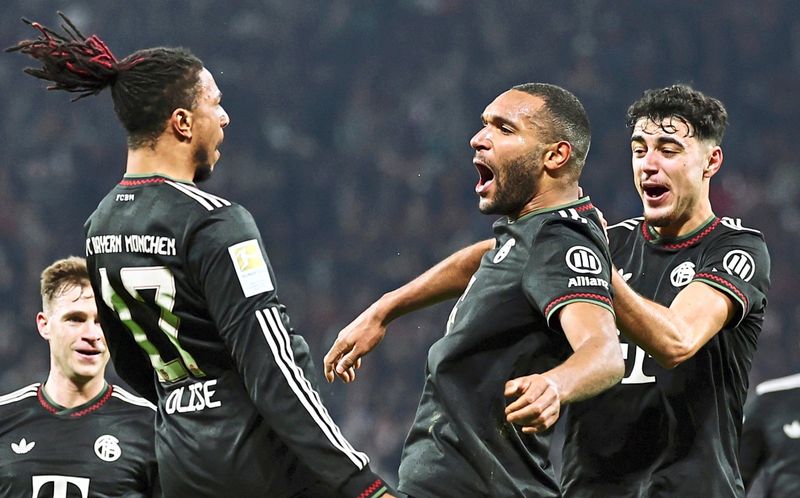 Bayern zerlegen Leipzig 5:1, Dortmund rettet Sieg gegen St. Pauli spät per Elfmeter