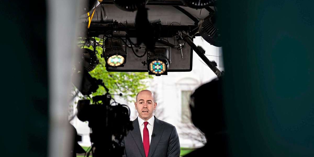 Experten Schlagen Alarm Stephen Miran Trumps Nominierung Könnte Ihr Erspartes Gefährden - 1hv3qye