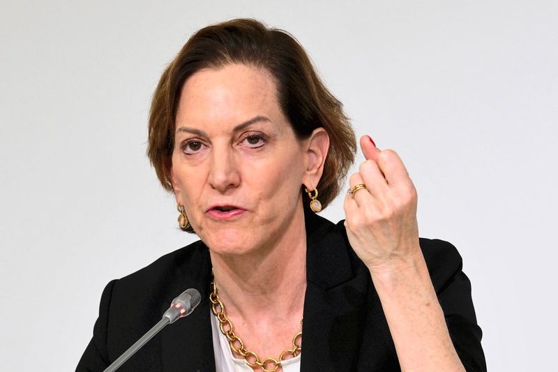 Historikerin Applebaum: "Österreich sollte der Nato beitreten"